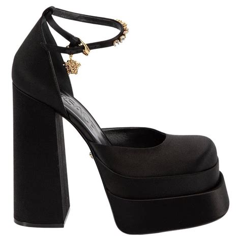 preloved versace shoes